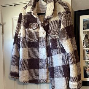 Cozy Checkered Teddy Jacket - Brown and Cream